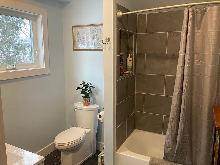 308 Waldo St — Photo 16