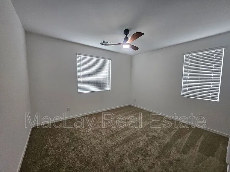 548 W Fremont Pass — Photo 9