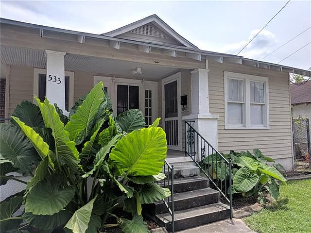 1st image of 533 Avenue A #A