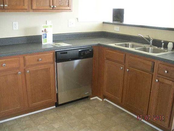 5th image of 119 Shropshire Ln