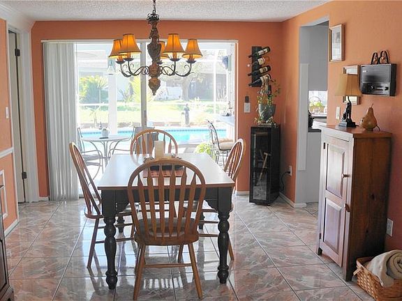 4th image of 8505 Mill Creek Ln