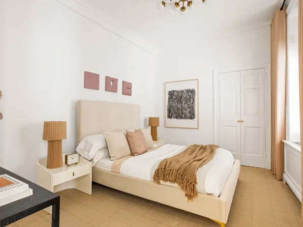 565 Park Avenue image 7 of 9