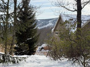 Upper Deer Valley Rd #18, Tannersville, PA 18372