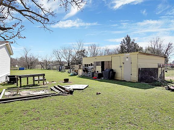 3rd image of 103 Loren Ryan Dr