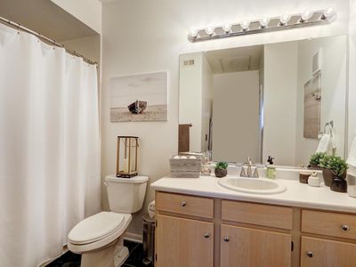 701 Gibson Dr, Roseville, CA, 95678