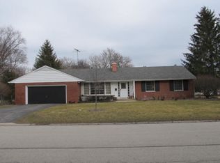 438 S 9th St #0, Saint Charles, IL 60174