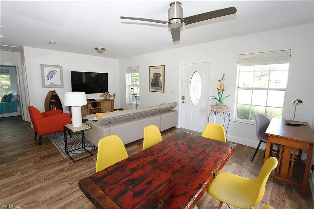 3 bed, 2.0 bath, 1183 sqft, $4,000 — Photo 4