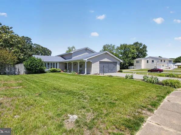 2413 Pinefield Rd, Waldorf, MD 20601