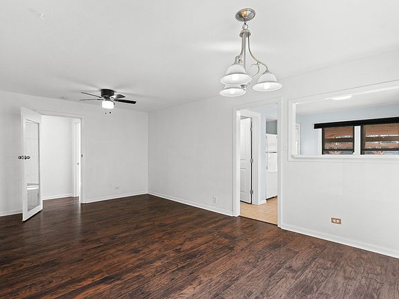 3rd image of 716 Shadwell Dr