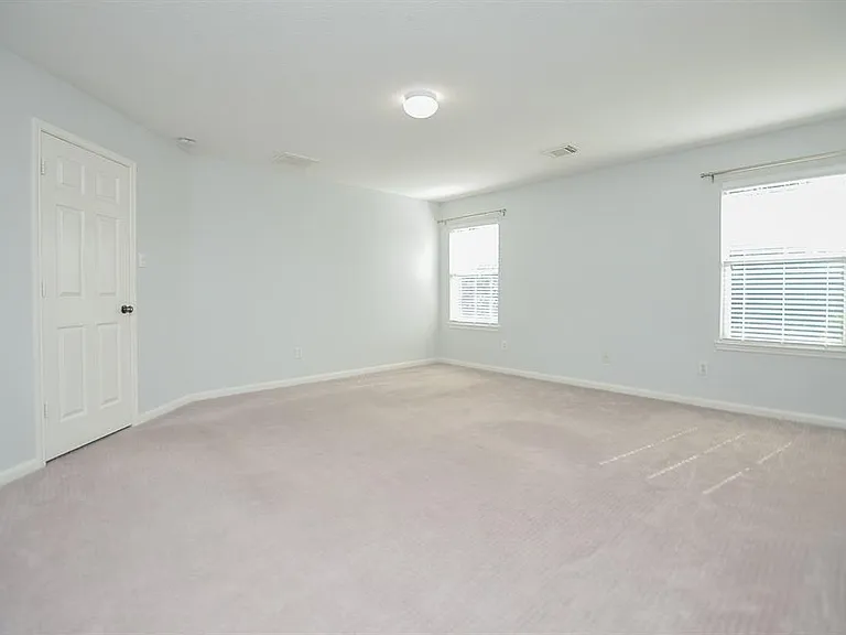 2219 Gable Hollow Ln — Photo 31