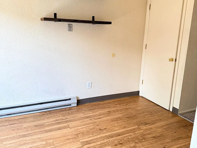 2318 S Colorado Ave — Photo 9