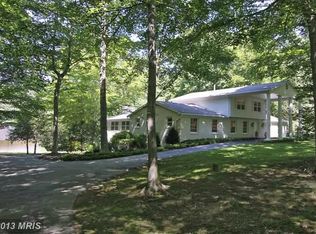 106 Interpromontory Rd, Great Falls, VA 22066