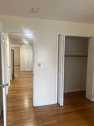 504 Glenmore Avenue, #3