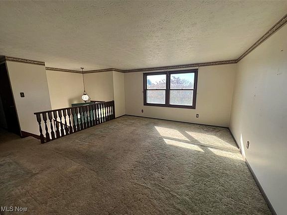 3rd image of 62265 Homestead Dr