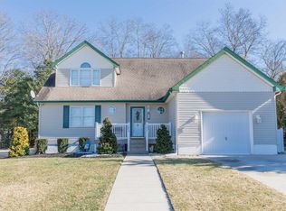 38 Kimble Ave, Rio Grande, NJ 08242