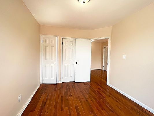 3rd image of 200 Graham Ave #2F