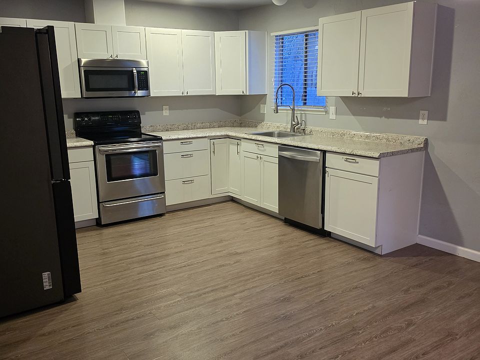 1st image of 877 Camino Ct