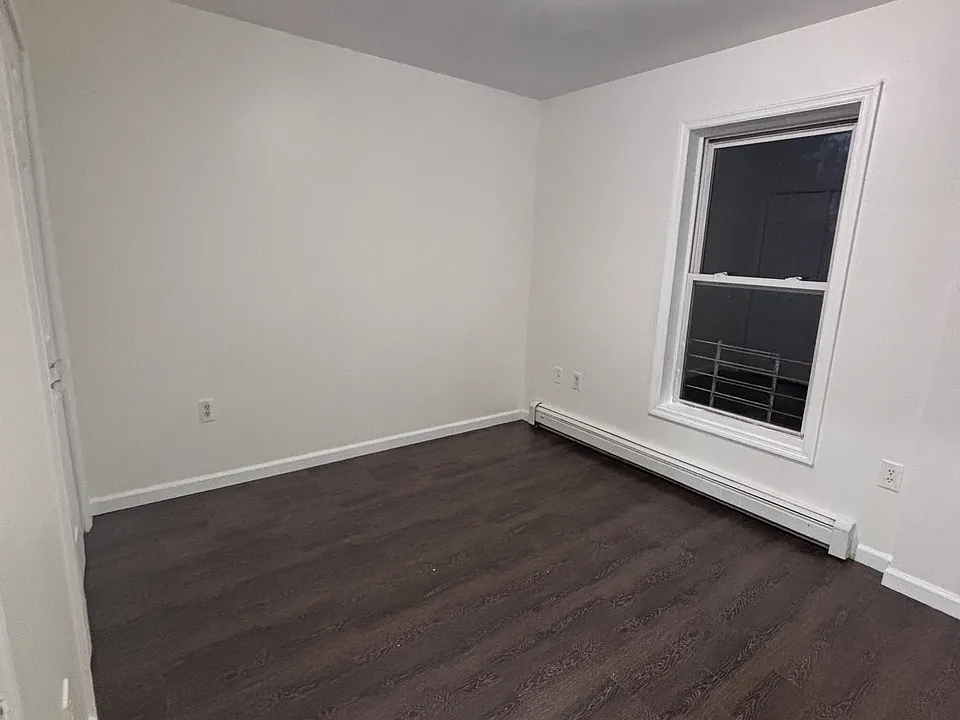 384 Ellison St #2
