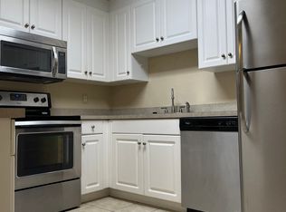 501 SW 75th St #7, Gainesville, FL 32607