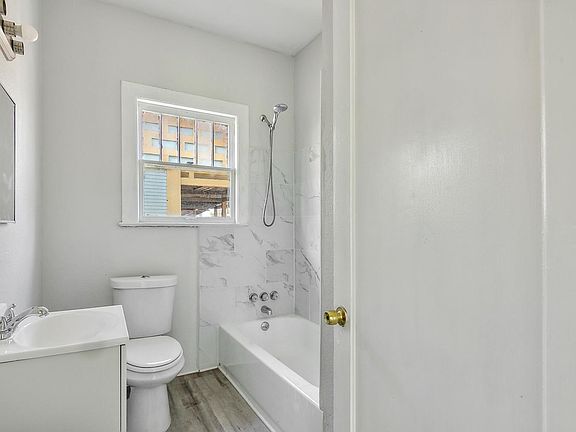4th image of 1225 North St