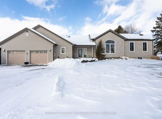 16916 Evelyn Dr, Thames Centre, ON N0M2P0