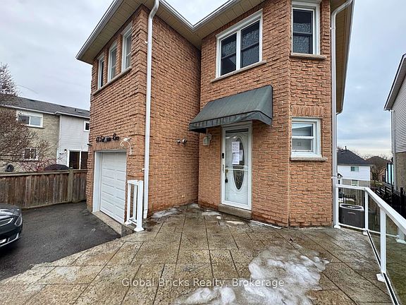 3rd image of 41 Fieldview Cres
