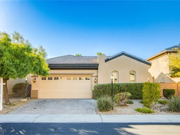 9021 Reindeer Lake St, Las Vegas, NV 89143