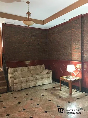 Rented by Batra Group Inc | media 19