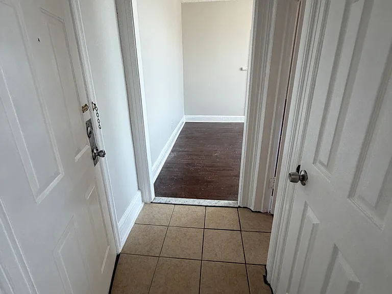 54 Linden Ave #402D — Photo 4