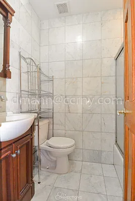 Rented by City Connections Realty | media 28