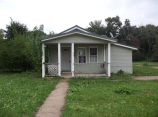 319 Andres St, Hope, AR 71801