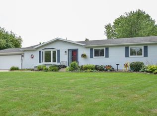 N70W14973 Terrace Dr, Menomonee Falls, WI 53051