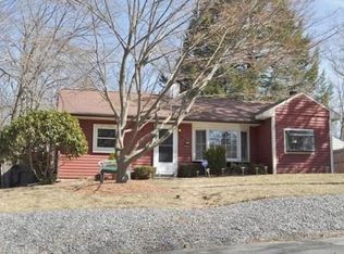 41 Mayflower Cir, Holden, MA 01520