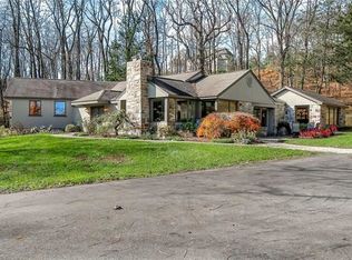 5465 Haasadahl Rd, Orefield, PA 18069