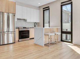 157-159 W 9th St #1, Boston, MA 02127