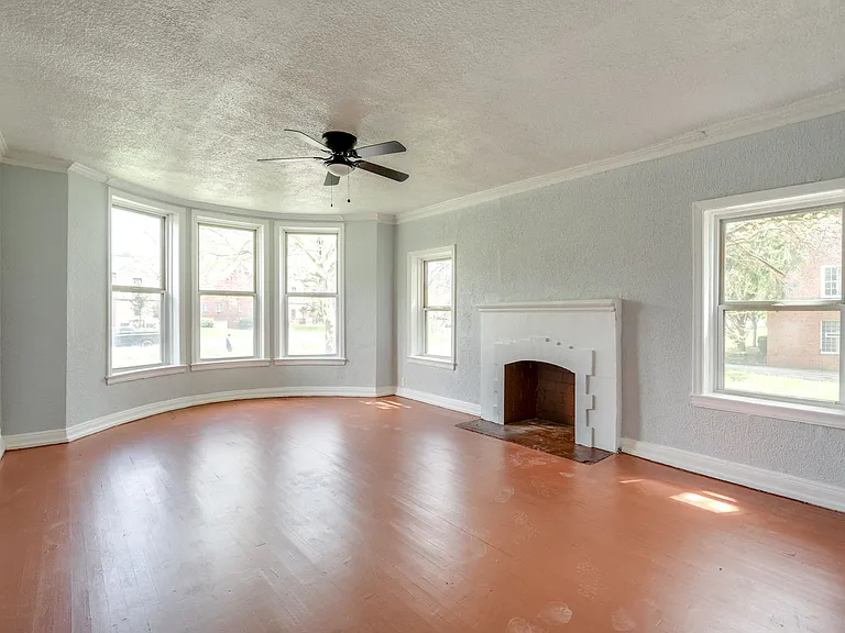 2840 S Moreland Blvd #14 — Photo 12