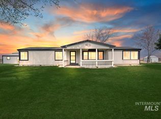8530 Lake Shore Dr, Nampa, ID 83686
