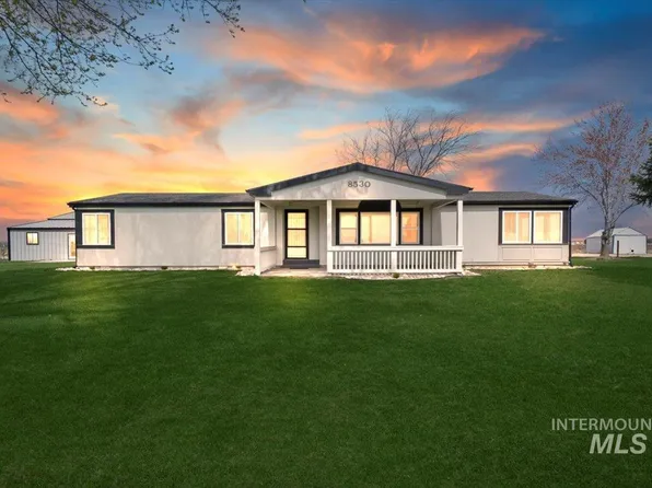 8530 Lake Shore Dr, Nampa, ID 83686