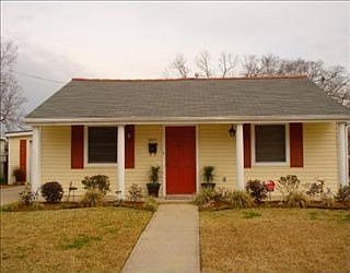 2nd image of 4571 Montegut Dr