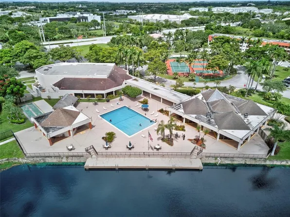 2951 E SUNRISE LAKES #312, Sunrise, FL 33322