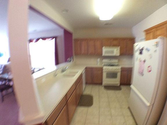 3rd image of 13770 Wilshire Way