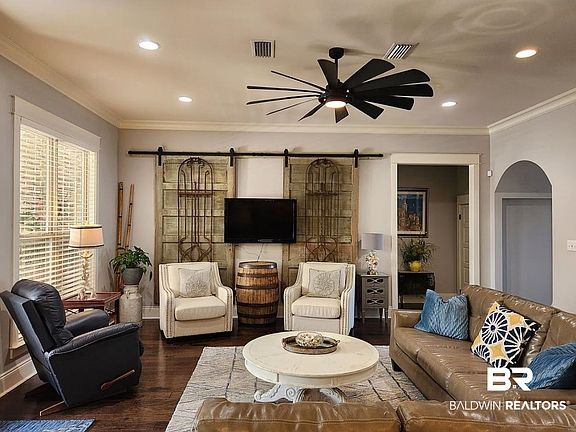 5th image of 7786 Raegan Ln