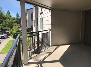 15819 NE Leary Way APT D225, Redmond, WA 98052