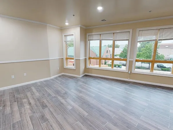 1542-1544 John F Kennedy Boulevard image 2 of 15