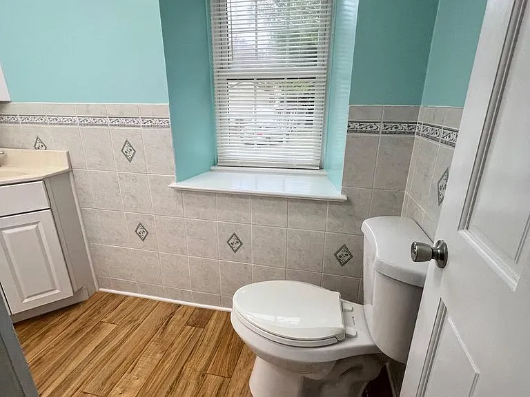 815 Cypress Ave — Photo 12