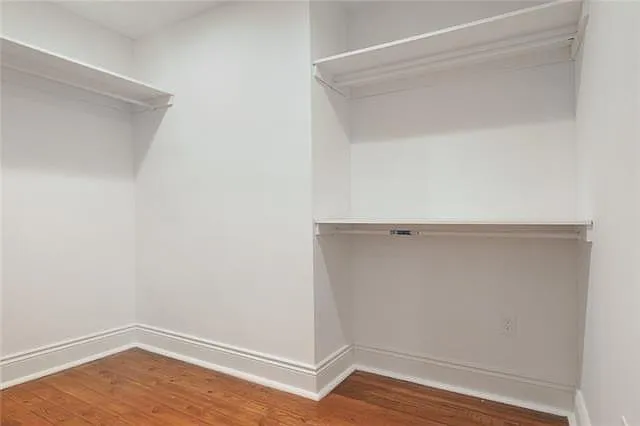 2738 Calhoun St — Photo 20