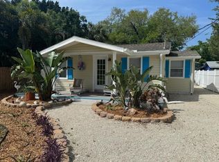 155 Glenwood Ave, Osprey, FL 34229