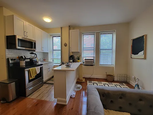 Rented by NOVELTY HOMES LLC | media 11