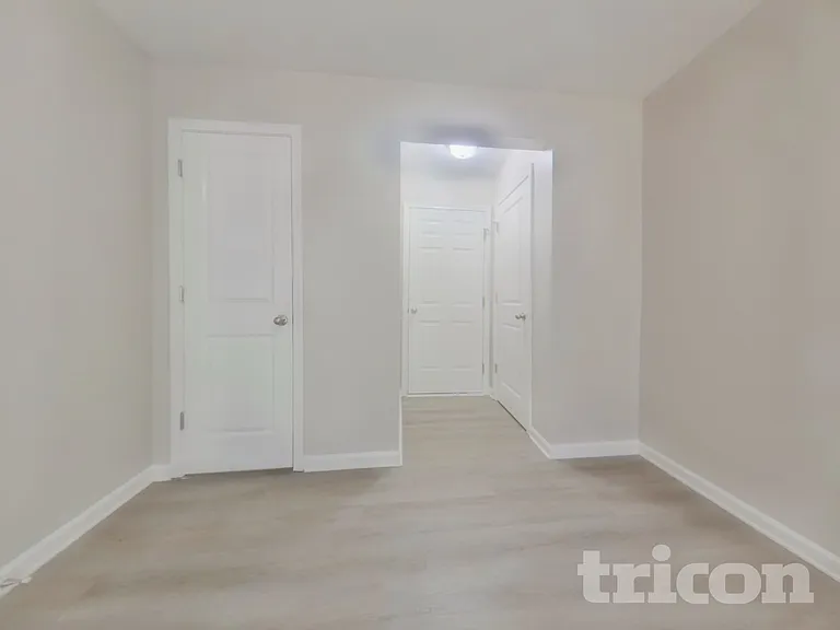 344 Longfellows Ln — Photo 4