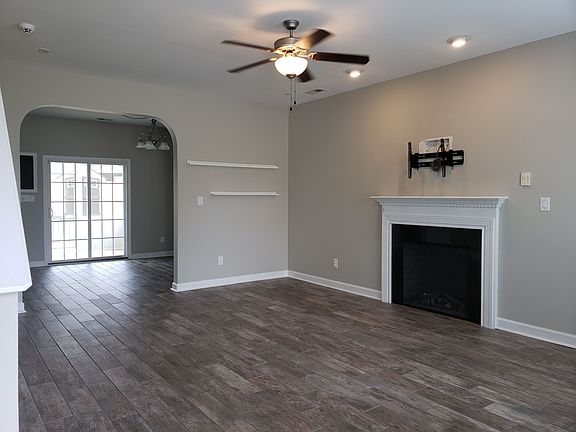 4th image of 248 Wedgefield Dr